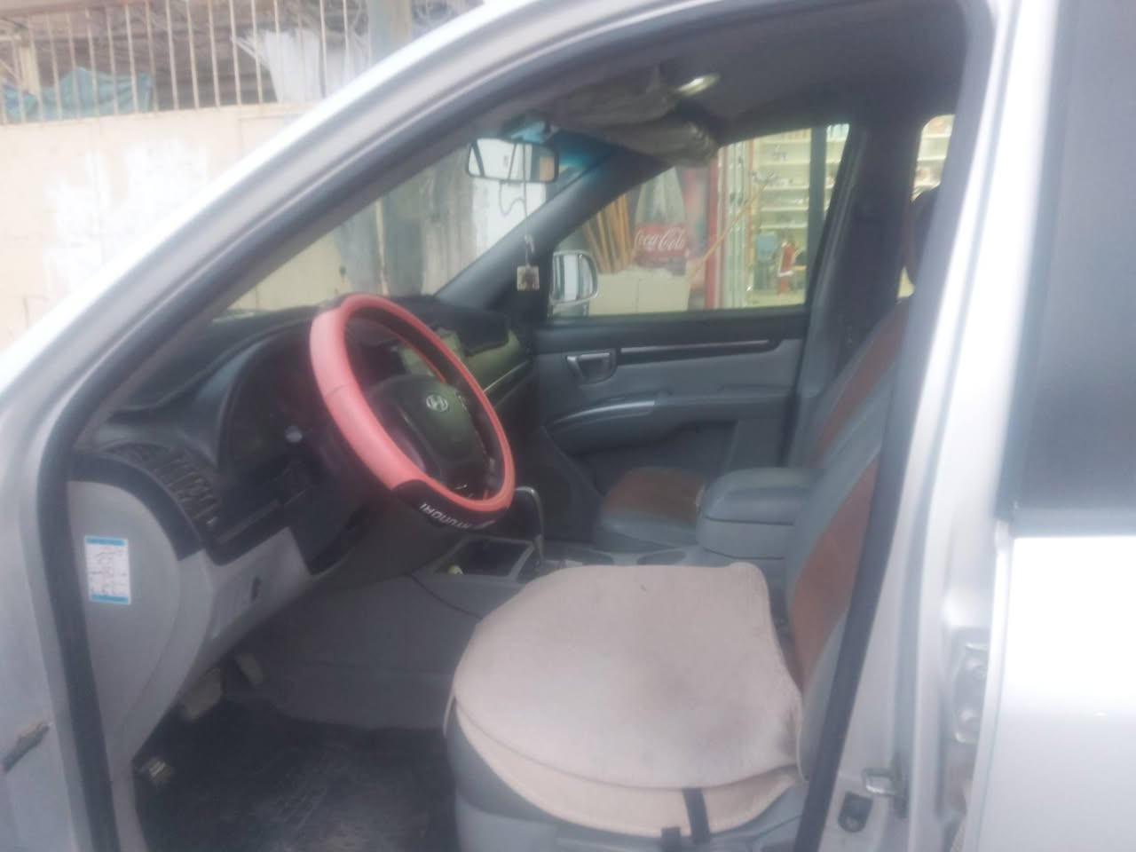 السلام عليكم
سنتافيه ٢٠٠٧ وارد أمريكي  ٦سلندر حجم مكينه ٣٥٠٠ صبغ عام للجماليه مكاني بغداد الحسينيه الراشديه  

للاستسفار ***********
