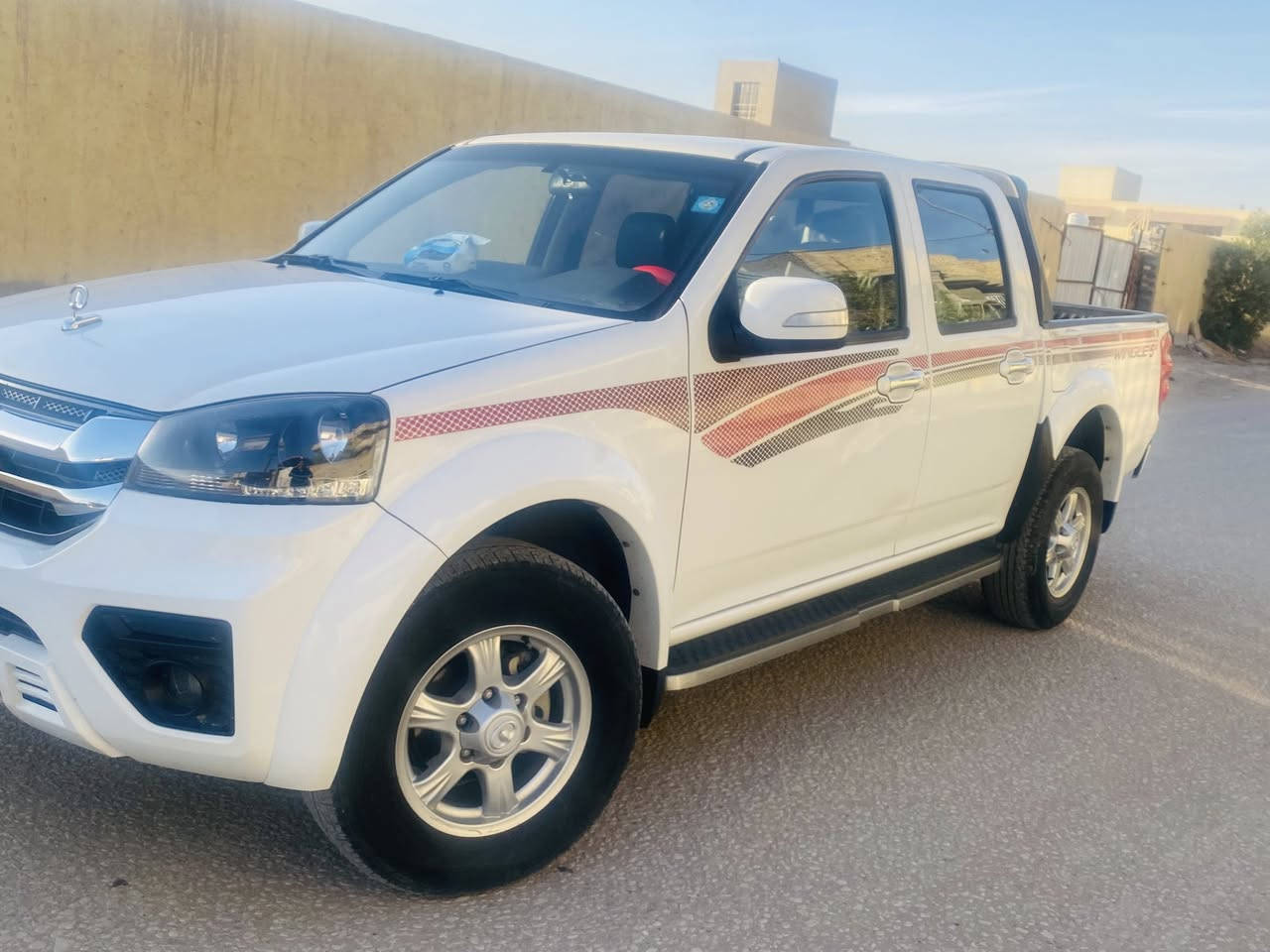 سلام عليكم كريت ويل2024
مكينه وكير بشرط
داخل اسود
الارضيه جلد مو مخمل
رقم قادسيه جديد سنويه 2030
ماشيه50
ملاحضه بيه بارد باب السايق بسيط كلش
السعر ١٣٦وبيه مجال بسيط حك الجيه فقط
***********
***********
