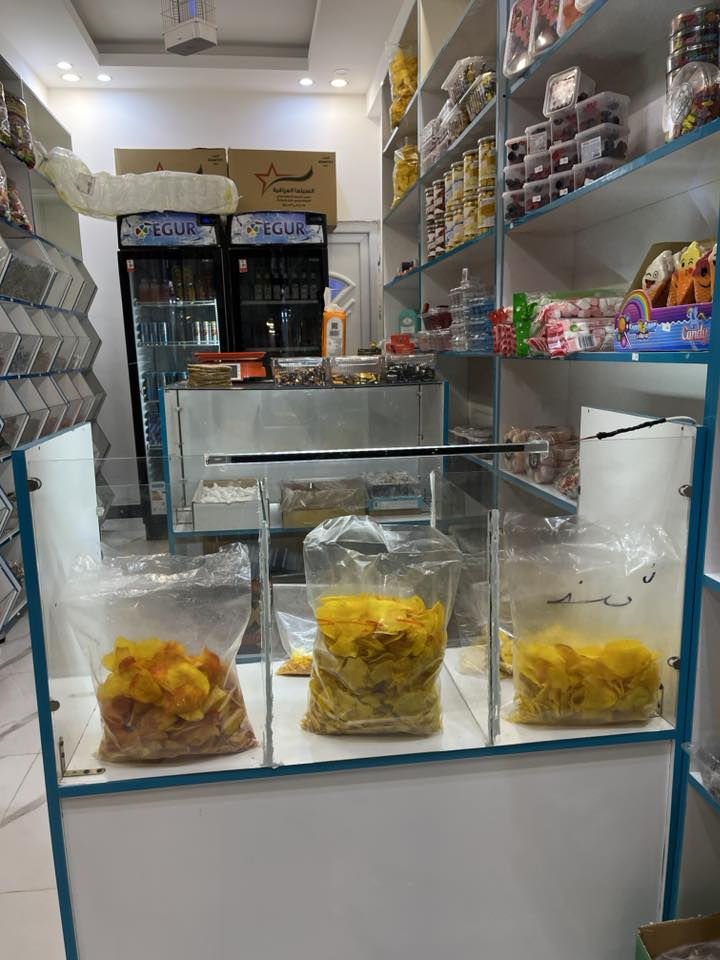 السلام عليكم
محل كرزات للبيع بسبب عدم التفرغ 
موقع المحل الاسكان شارع مستشفى الطفل
رقم الهاتف ***********
