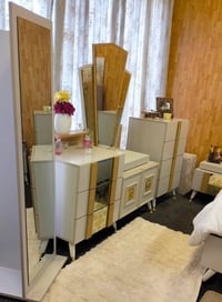 غرفة تركيا مال شركه هوم سنتر نضيفة 100/100  8 قطع بيها انارة ومخزن بال...