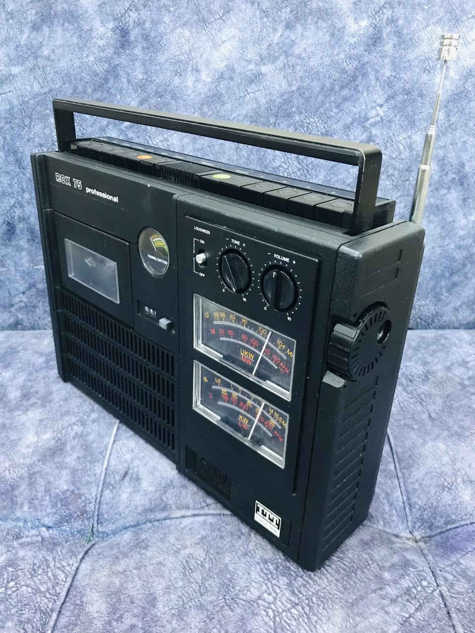 تحفه من شركة ITT 🎼
🎻ITT-MODEL-RCX-75-
نظافة الجهاز 95 % على شركة 
كهرباء 220 V + بطاريات عدد 5 كبير
للاستفسار اكثر مراسلة الصفحة 
وات ساب ***********  اتصال ☎️

