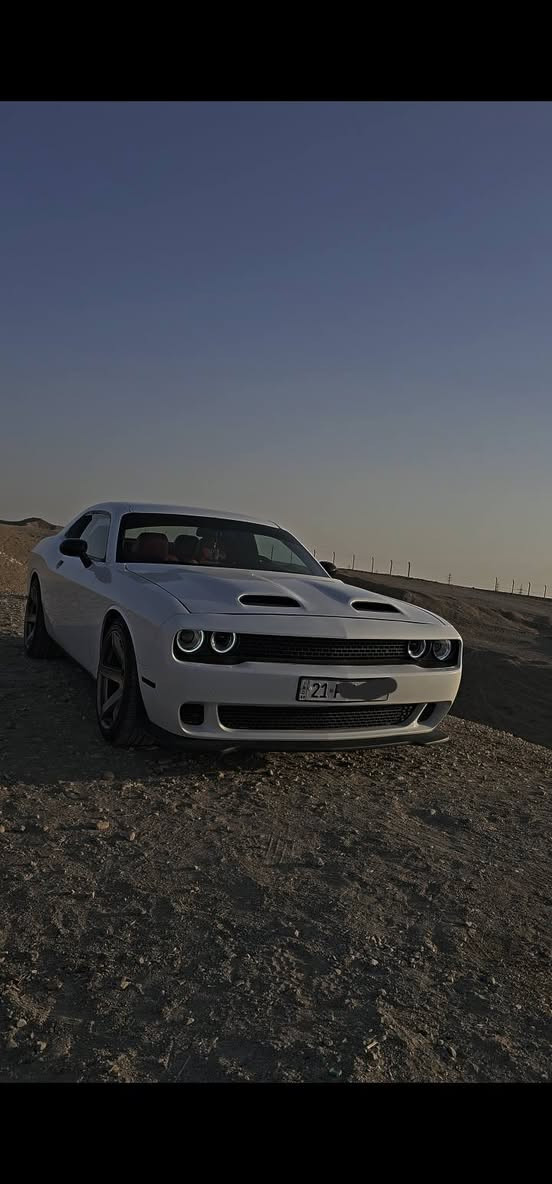 سلام عليكم للبيع او مراوس يفضل مراوس 
دوج جالنجر 2016 
صبغ حزام بدون دواخل بجم كبس حادثها جامرلغ خلفي فقط بيها تعديل بسيط بالحوض 
رقم سليمانية هزة وبراد وتحويل بالشرط 
كير مكينة شرط مكينة مبدله جديدة 
سيارة مواصفات Sxt فول عده الفتحة 
سيارة كاعدة حلوة ومرتبة مانقاصها كلشي 

سعر / 135 بيها مجال 
مكانها / كركوك 
*********** كركوك, العراق
