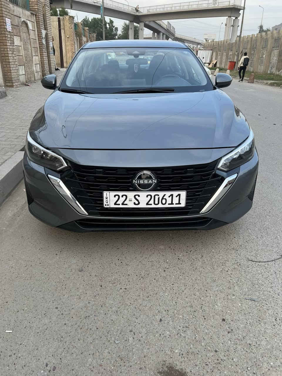 سلام عليك للبيع نيسان سنتره موديل 24سياره جديده جدا حادثه قطعه واحد تبديل جاملغ الأمامي فقط مكان السياره بغداد حي جامعه سعر 160
***********
