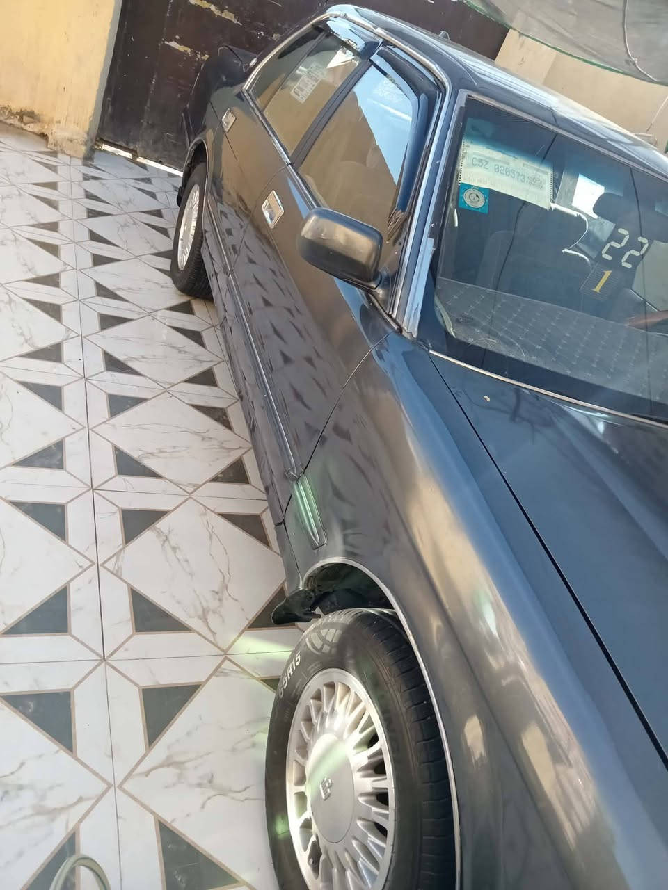 سلام عليكم  نوع السياره كروان ارنب للبيع سيارة  رقم بغداد مشروع وطني امداور ابكل محا فضات العراق سياره مكينه وكير واكسن واحداديه مكفوله من الضربه والكص والنقل الجثه بس صبغ جماليه  كهربائيات داخل حلوه جديده دشبول جديده المكينه وكير جديده شرط اترايك وين ما أتريد مكان الناصري سوق الشيوخ رقم الهاتف *********** تخم تاير عدد اربعه
