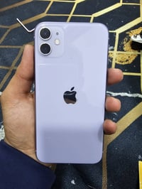 ايفون ١١ ذاكرة ١٢٨ بطارية ٩٣ مستبدل اصلية ٣ خيارات  كلشي شغال ومكفول م...