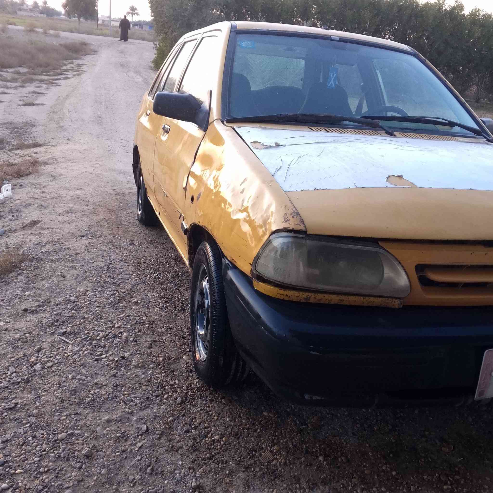 سلام عليكم سايبه 2013 رقم بغداد السياره نضيفه كهربائيات كامله صدر نص عمر تايرات اماميه جديده سنويه بعدهاماصاقطه وبسمي السعر 16وبيها مجال حك الجيه الاستفسار‪‏‪***********‬‏
