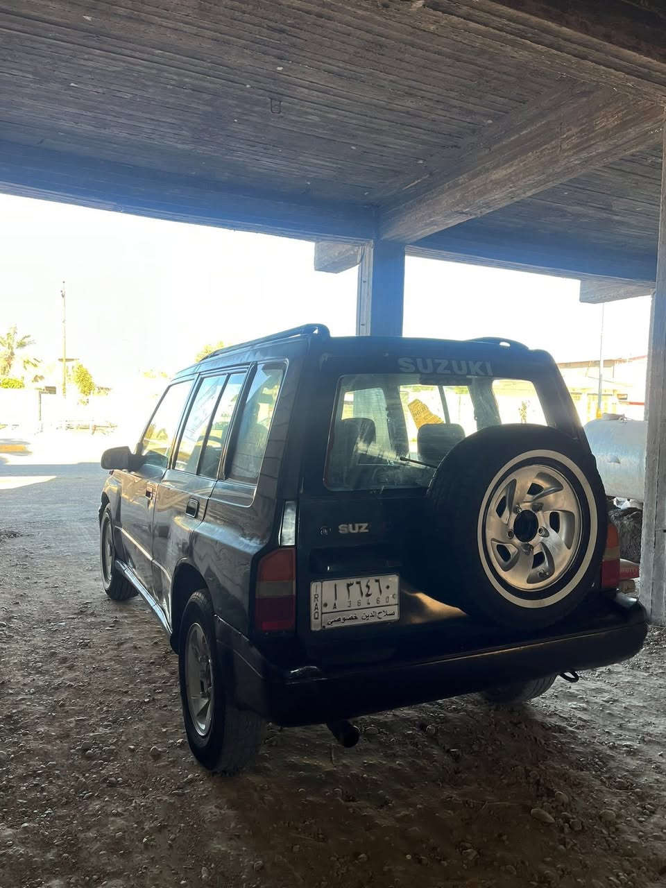 السلام عليكم 
سياره سوزوكي للبيع موديل 1995 سياره بلادي 
محرك وكير خير من الله 
كير عادي فور ويل 
الكهربائيات كلها شغاله 
سياره حلوه ماعايزها شي 
السعر 33$ وبيها مجال للطيبين 
رقم صلاح الدين الماني شرط التحويل 
📍العنوان صلاح الدين _تكريت _قضاء العلم 
***********📞
