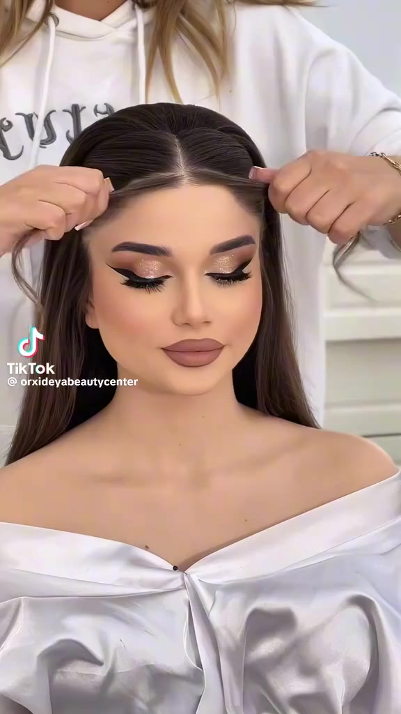 ⁨ ⁨ ⁨ ⁨ ⁨ عروض للعرسان تجنن 😍لفترة محدودة

👈 حنة وعرس 😍 بـــ 250الف فقط الاول مره 
مع الاضافات رموش واضافر وباودر جسم

👈 مكياج وتسريحه😍 بـــ 60 الف 
👈 مكياج وتسريحه ورموش😍 بـــ 75 الف
 
🏠 العنوان 🏠
كربلاء قنطرة السلام 👍
الحجز وتساب ***********
 @إشارة كروب بنات وشباب كربلاء كروب بنات سيف سعد كروب شباب وبنات حلوين
