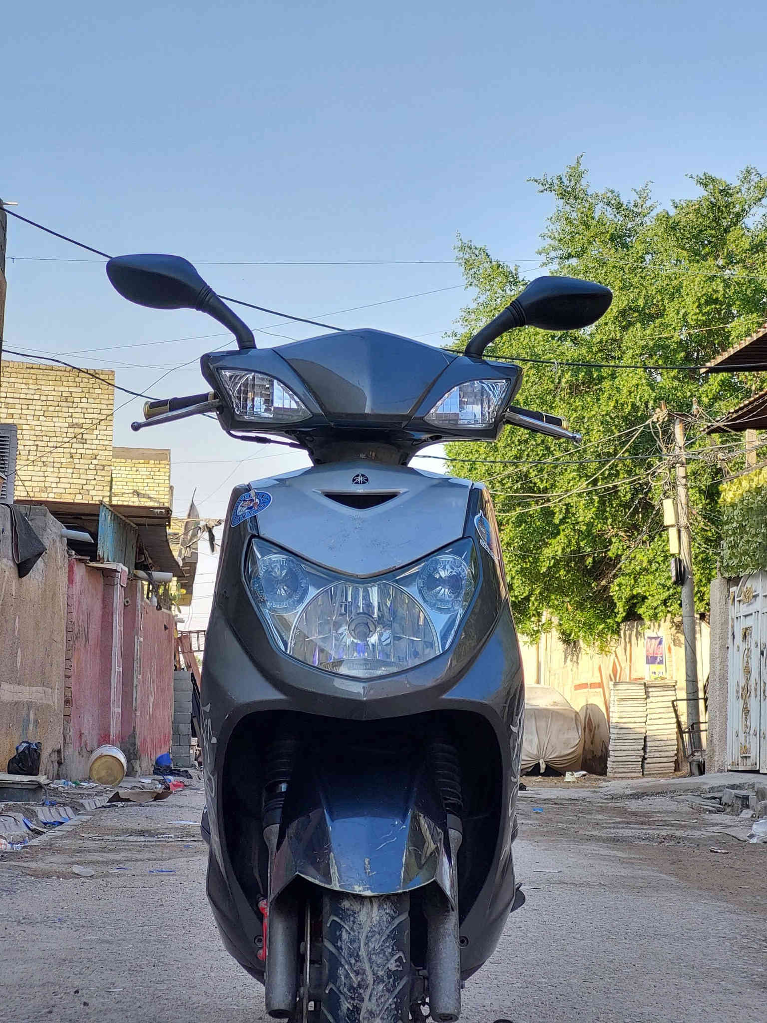 السلام عليكم  دراجه سكنس موديل 2009 دراجه كلها بلاديه ختم واحد ويا الماكينه كهربائيات كلها شغاله جيب فيتر وافحص سلف هندر العنوان مدينه الصدر تقاطع العوره استفسار على هذا الرقم***********
