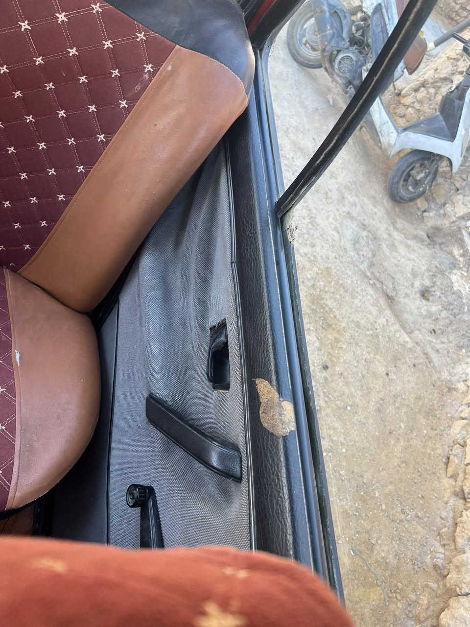 سلام عليكم كولف موديل ٩٢ كفاله عامه دكت جاكوج مابيهه صدر جديد محرك كير شرط لاتنقيص لا تبخير كهربائيات كلهه شغاله رقم أنبار دولي بسمي شرط تحويل مكان سياره لأنبار حديثه السعر ٣٣ وبيهه مجال ***********
