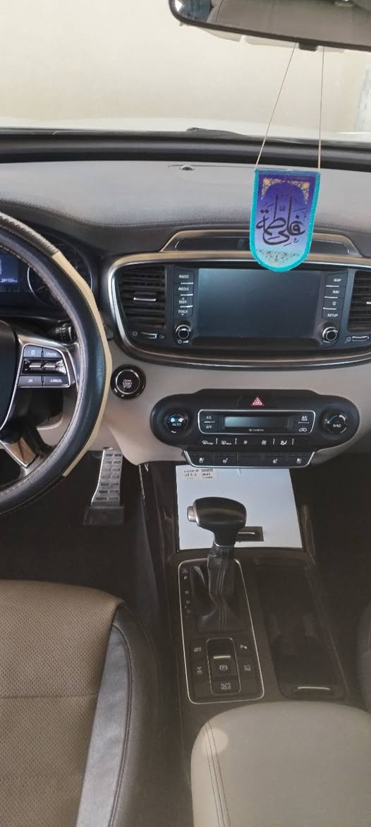 السلام عليكم ورحمة الله وبركاته
سورنتو للبيع موديل ٢٠٢٠ بأسمي رقم بغداد خليجي 6سلندر فول مواصفات ماشيه ١٣٥ حقيقي
السعر ٢٧٥ وبيها مجال
للاستفسار الاتصال على الرقم ***********
