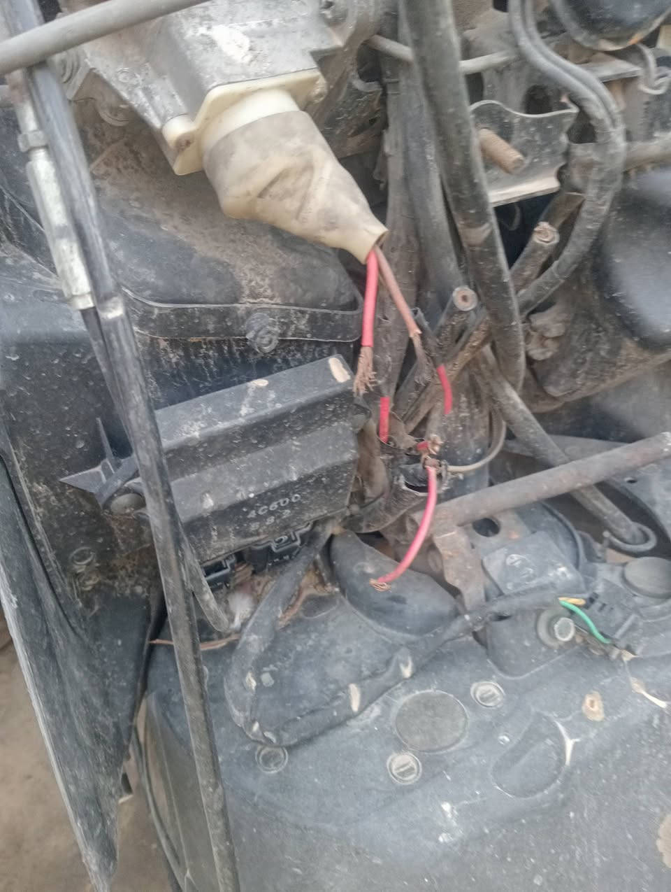 سلام عليكم
فحل غراضه كامله  مكينه حلوه نقصه جوزه 
ونثيه  مكينه راجعه نقص كهربائيات
***********
قيموهن باليرضي الله
