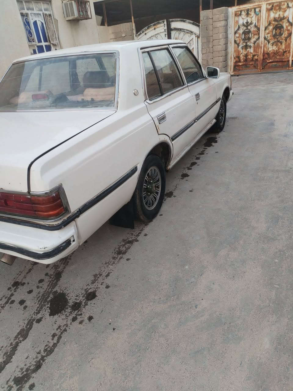 سلام عليكم سبور 83 سنويه ل27 مكينه وكير بطه تبريد شغال كهربائيات شغاله تفاصيل كثر تصال ***********
