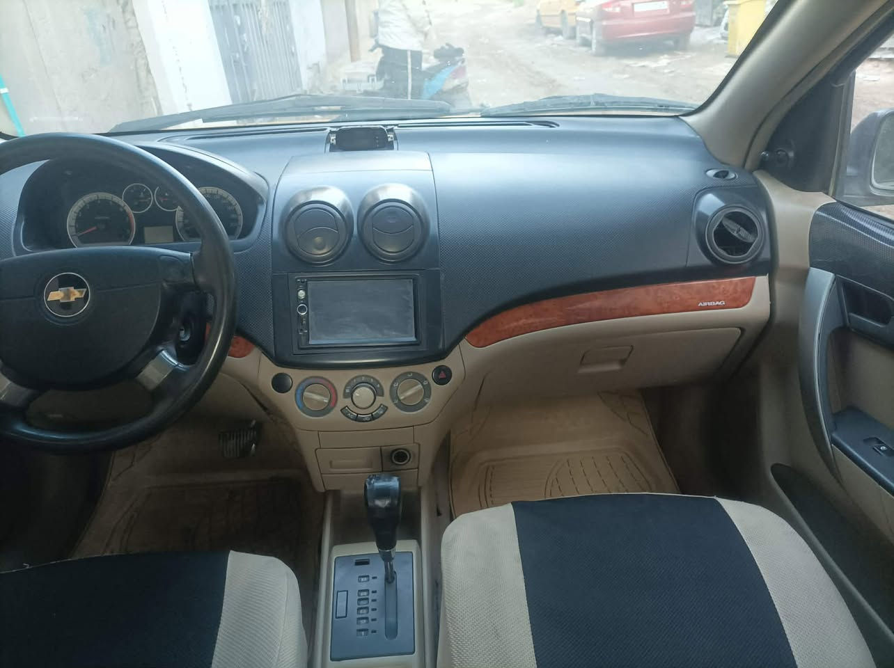 سلام عليكم للبيع  افيو 2008 جاهزه مكينه كير حداديه تبريد ثلج تخم تاير بسمي مشروع وطني  رقم انكليزي السعر  55 مكان السياره بابل حله نأدر ألاولى ***********
