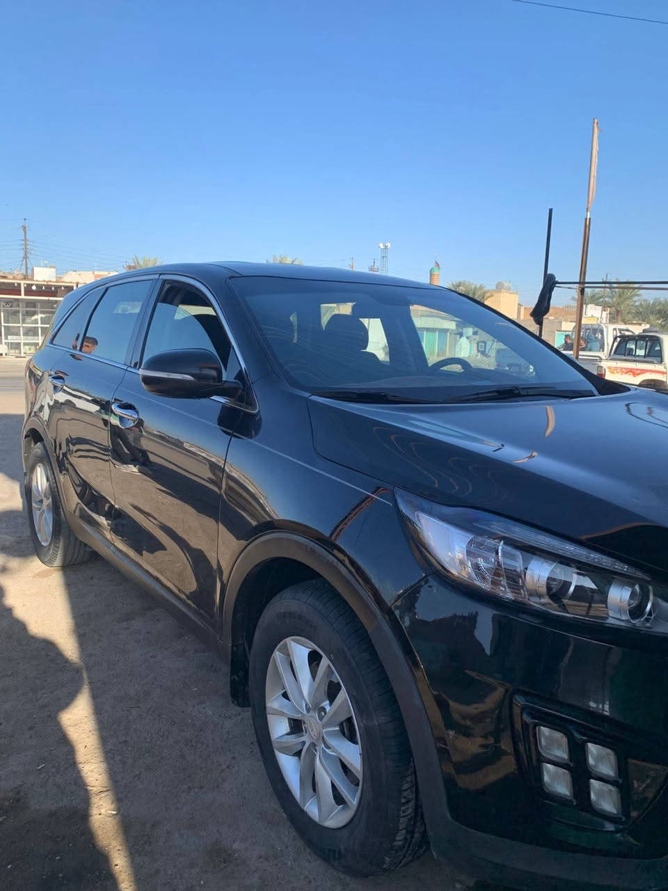 سورنتو امريكي مكينه٤ رقم كربلاء سياره موديل 18 .7 راكب سياره مكفوله عامه عدى الحادث البنيد السعر ١٥٠ تحويل ثاني يوم عنوان بغداد  ***********
