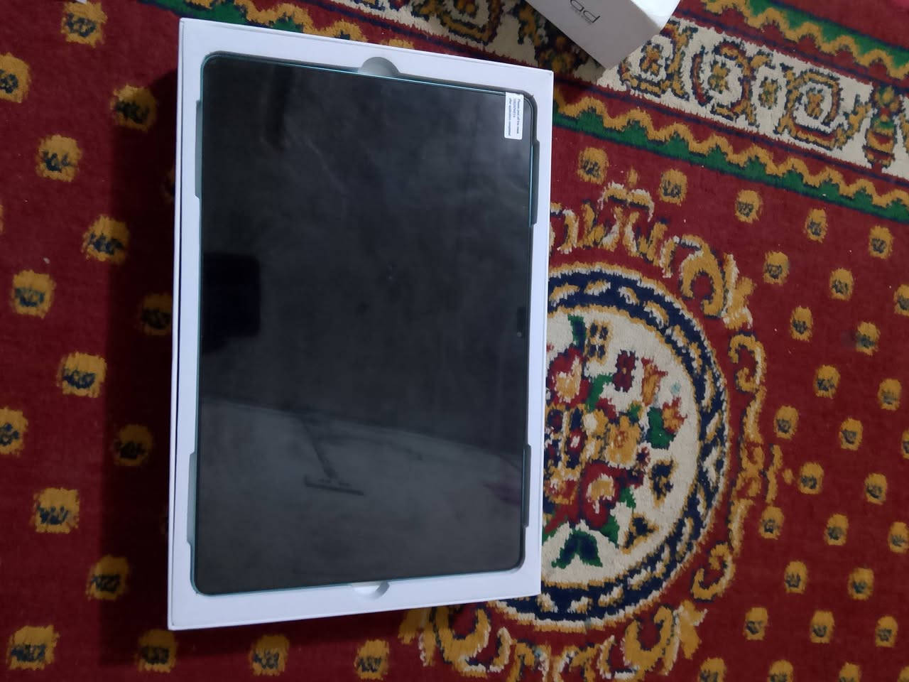 سلام عليكم ايباد جديد للبيع ذاكرته 128الداخليه 16السعر 140العنوان كربلاء حي الحر الرقم ***********
