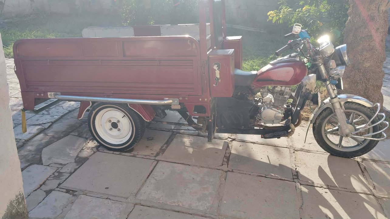 السلام عليكم 
ستوته جمره مديل 19 مكينه وغراض 25 مابيه لاخياسات ومكفوله كفاله عامه مانقصه شي رقم بابل مداور ثاني يوم مكاني بابل الحمزه الغربي خيكان السعر وباقي التفاصيل خاص او اتصل وبيك خير وتدلل ***********
