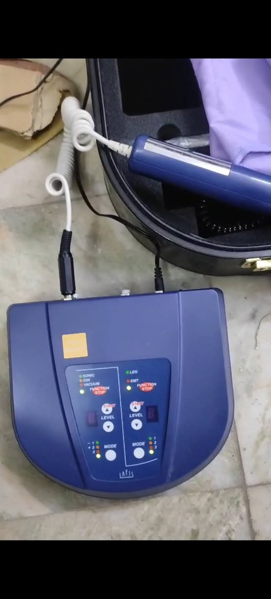 جهاز تجميل الوجه بالايونات  ياباني جديد بالجنطه


**إذا كنت صاحب هذا الإعلان وتريد حذفه لأي سبب، رجاءا أرسل رسالة إلى الدعم الفني**