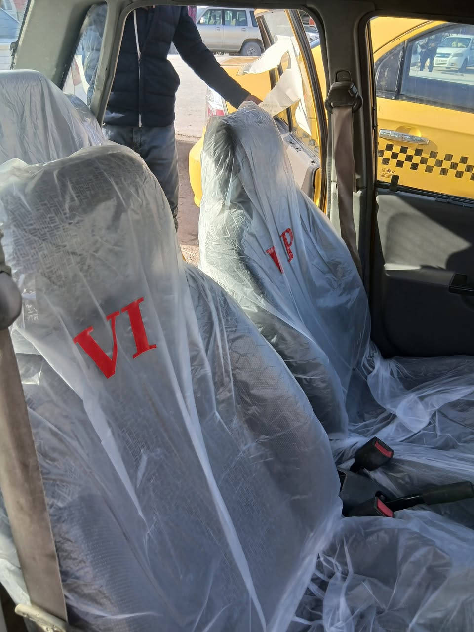 سلام عليكم سايبه مديل ١١ نفخ رقم نكليزي نجف سنويه ل ٣٠ سياره كفاله فقط جاملغ مامي بدل مكينه حداديه تخم تاير كله جديد كهربائيات كلهه جديدة السعر ٢٨ وبي مجال الشراي بسيط ***********
