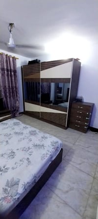 غرفة تركي ٨ قطع مستخدمة سعرها ٣٥٠ مكان بغداد الدورة ماعندي توصيل 07712...
