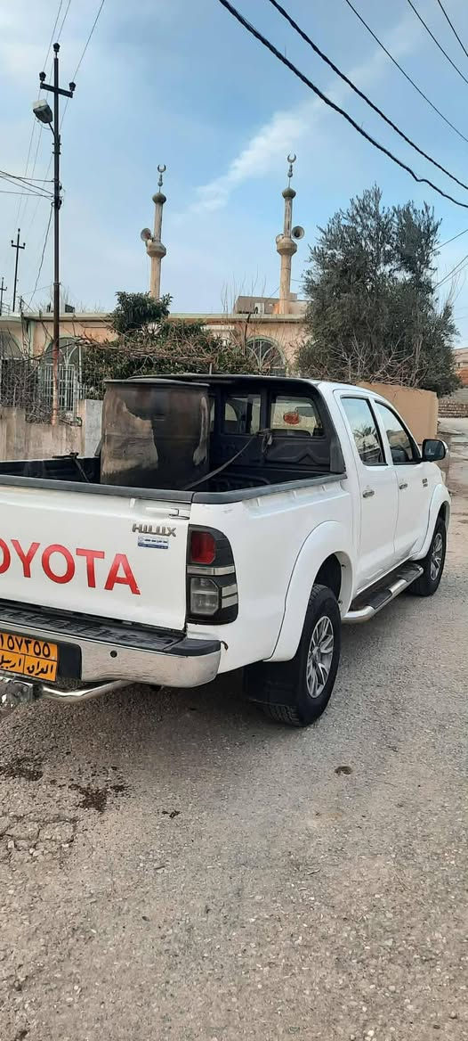 تۆیۆتا هایلۆکس 2014 بۆ فرۆشتن بۆ زانیاری زیاتر پەیوەندی بەم ژمارە تەلەفۆنەوە بکە *********** شقلاوة, أربيل
