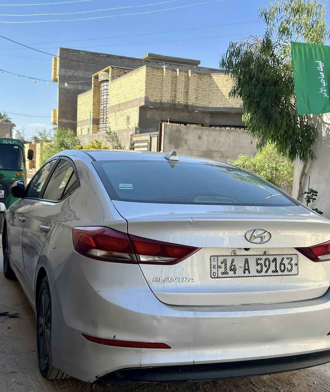 سلام وعليكم النترا 2017 وارد أمريكي رقم بصره وهزه جديده وسنويه جديده محرك 2000دوش وكير مكينه شرط الفحص وما مفتوح لا تنقيص ولا تبخير وسياره ماشيه 102 mi سياره مامتعوبه سياره ماعده جاملغ الأمامي مرجع ؏ بارد فقط سعرها 125 وبيه مجال الطيبين 
 اليہَ معجبه سعر ليكسر بيها ***********
مكان البصره تنومه شط العرب
ملاحضه مكلف بـ نشر اتصل ؏ صاحبهه
