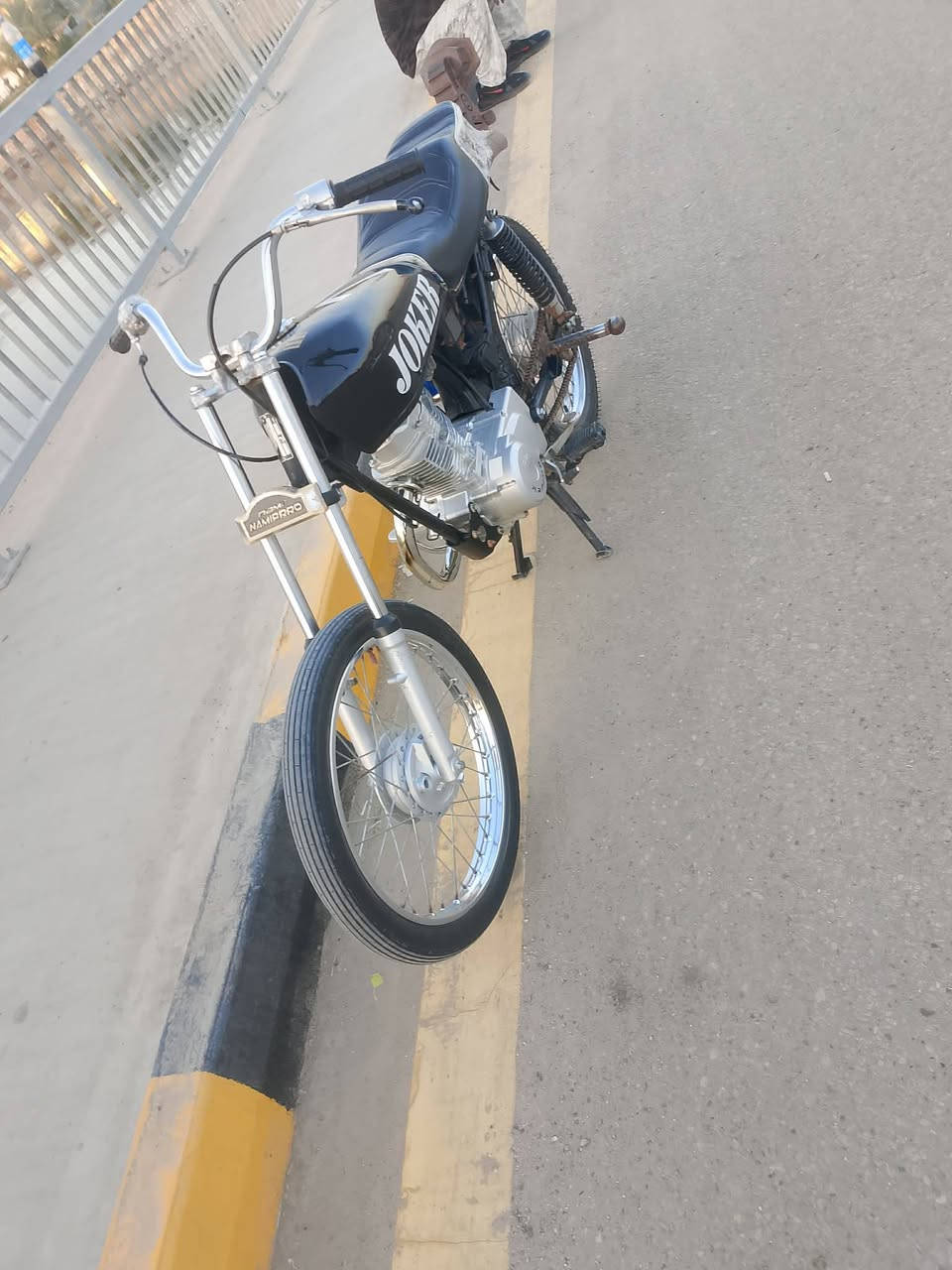 السلام عليكم تعمير 24 شاصي امتياز اصولي الدراجه مفتوحه سعر 700 وبيها مجال


**إذا كنت صاحب هذا الإعلان وتريد حذفه لأي سبب، رجاءا أرسل رسالة إلى الدعم الفني**