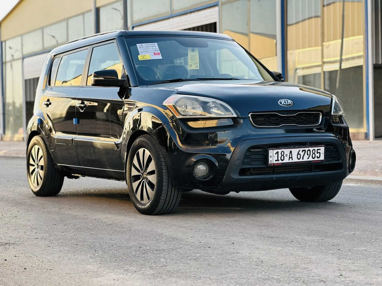 السلام عليكم
كيا صول 2013 وارد امريكي 
حادث جاملغ وبنيد وشوية بل لغد 
صور حادث ولسونار مرفوقة 
رقم بابل بسمي مشروع وطني تحويل مباشر ب اي موقع يعجبك
هزة وارقام وسنوية جدد 
مكينة 2000 
تخم تاير جديد 
صدر جديد 
سيارة جديدة وخير من الله 
السعر 87 وبيها مجال 
مكاني البلديات 
***********
