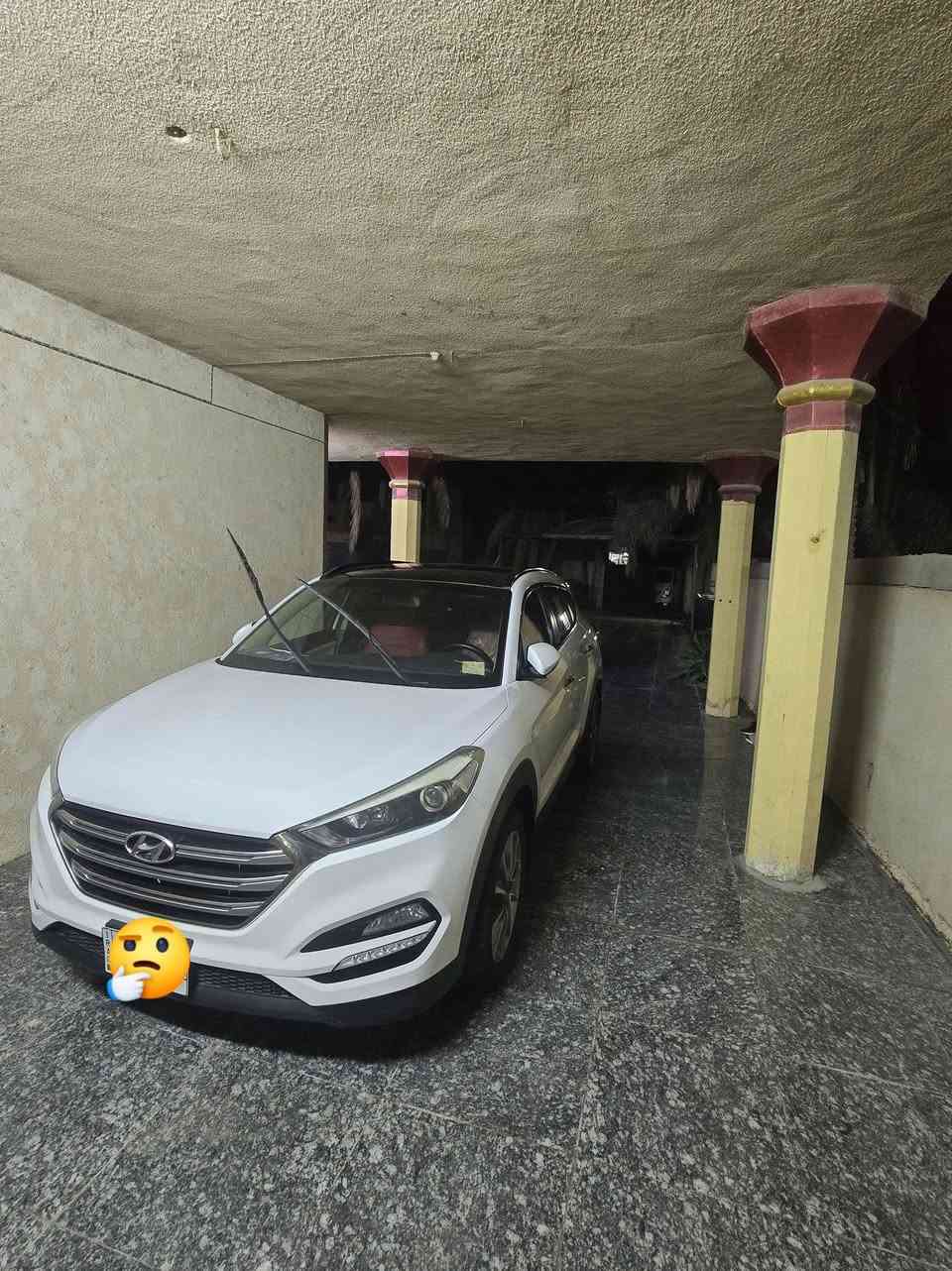 السلام عليكم
توسان ٢٠١٨ 
خليجي فول مواصفات
داخل جلد احمر 
مكفوله كفاله عامه 
مابيها اي نقص 
كير مكينه تايرات 
ماشيه ١٣٦ وقابل للزياده
رقم بابل باسمي 
عنوان بابل 
السعر ١٩٠ وبيها مجال
خاص موجود ورقم واتساب موجود 
***********
