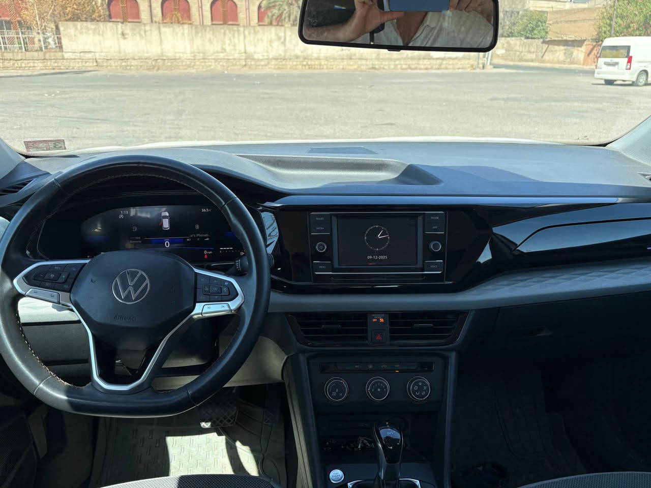 aos 2022 
يه ك چاملغى صبغ پارچه كى كلير pdr يكى بچوكى هه يه، بئ ژؤرى پيش و پشتى كه پسه ،ئيرباگ سوكان و شانى سيسته مه ٥٢مايل رؤيشتوه ، چوار تايه يى نوئي له سه ره ، دينار مسرف تيدا نييه ،سه ياره كه له هه وليره ، سه نه وى و ژينگه و هه زه و فحسى نوئيه ، 
*********** 
واحد چاملع صبغ واحد قطعه كلير ، قطعه صغير pdr، بچم وخلف كپس،ماشيه ٥٢مايل ،كلشى جديد سنوى  هزه وفحس .. سيارة ما بيها ٢٥٠ مصرف  موجود باربيل 
*********** أربيل, العراق
