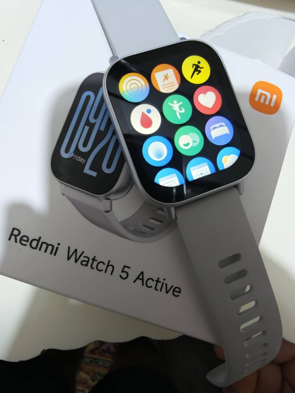 بوكو + ساعة اصليه  السعر النهائي 550 الف ، المكان بابل
الساعه استخدام ربع ساعة فقط والجهاز اخو الجديد 
للتواصل ***********
