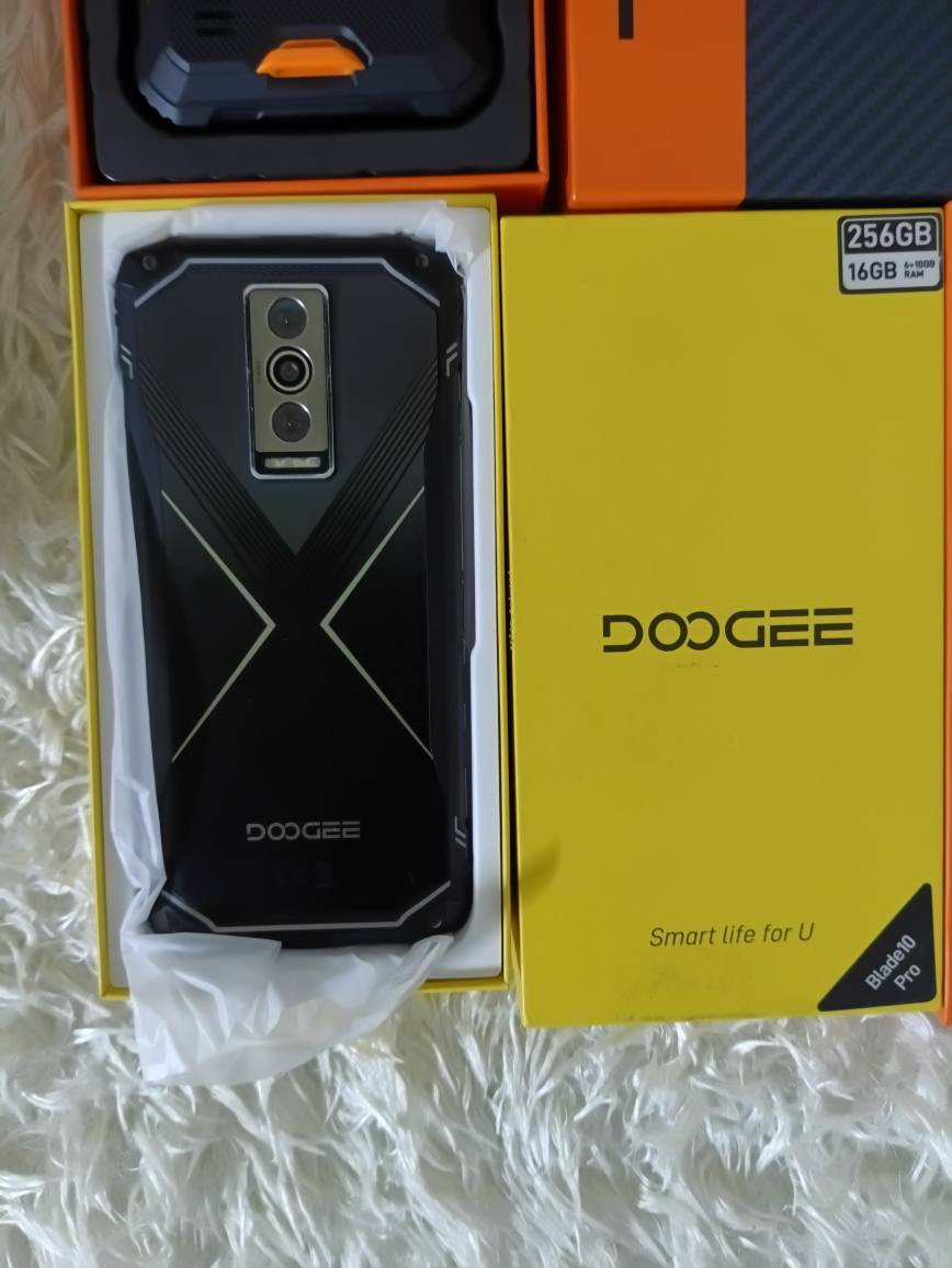 مۆبایل درع کبس فلاش زۆر بەقوت زۆر چوان دانەی 250هەزار *********** أربيل, العراق
