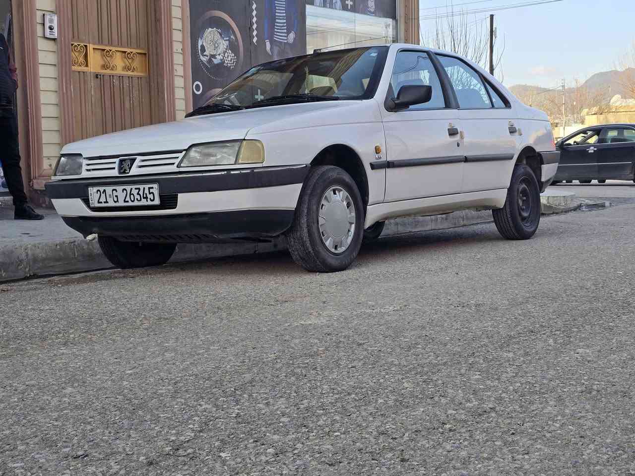 بیجۆ 405
مۆدێل 2017

تەنها45هەزار ڕۆشتووە

دووجام کارەباو ئێرباگ

سەیارەکە لەسەر دەقی خۆیەتی
سەنەوی تا2029تازەیە
هیچ مەسروفێکی تێدانیە

چەمەلەغی لای سەکن پەڵەیەک بۆیاخی هەیە بێ زەڕبەو دەعم

گشت گیانی بەشەرت
سەنەوی و تەحویل و غەرامە بەشەرت
چوار تایەی تازە

تەبریت و کارەبای بەشەرت
تەقەوڕەقە بەشەرت

تەنها فرۆشتن

***********
ڤایبەر واتسئاپ
