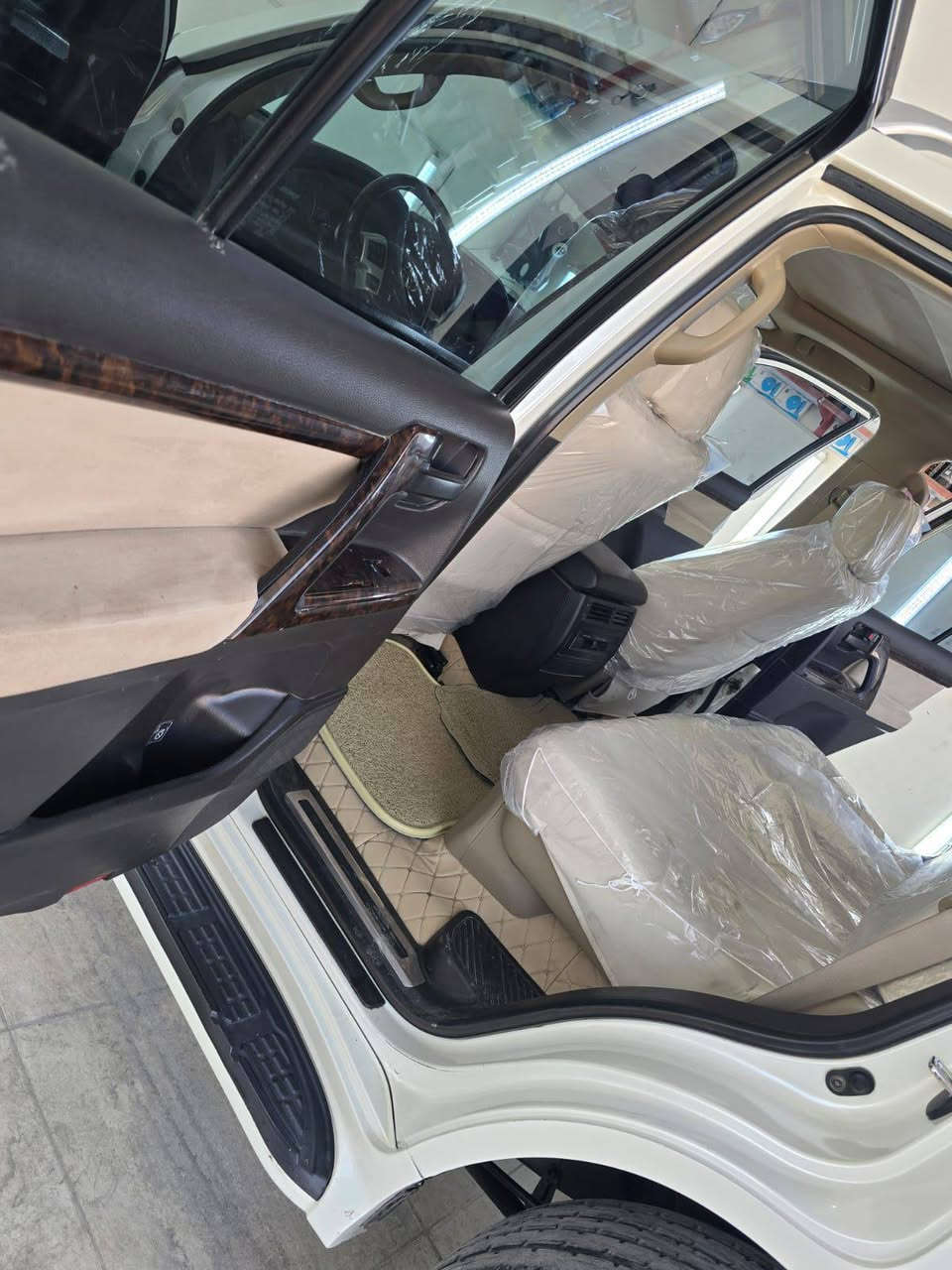 جكساره أدوات مديل عشرة محدثة أربع طعش سيارة كامله مكمله فول الفول مكفولة من الكص والعشائر والدولة عنوان السيارة ميسان العمارة 
الرقم:***********
السعر: ١٧٠ وبيها مجال للشراي
