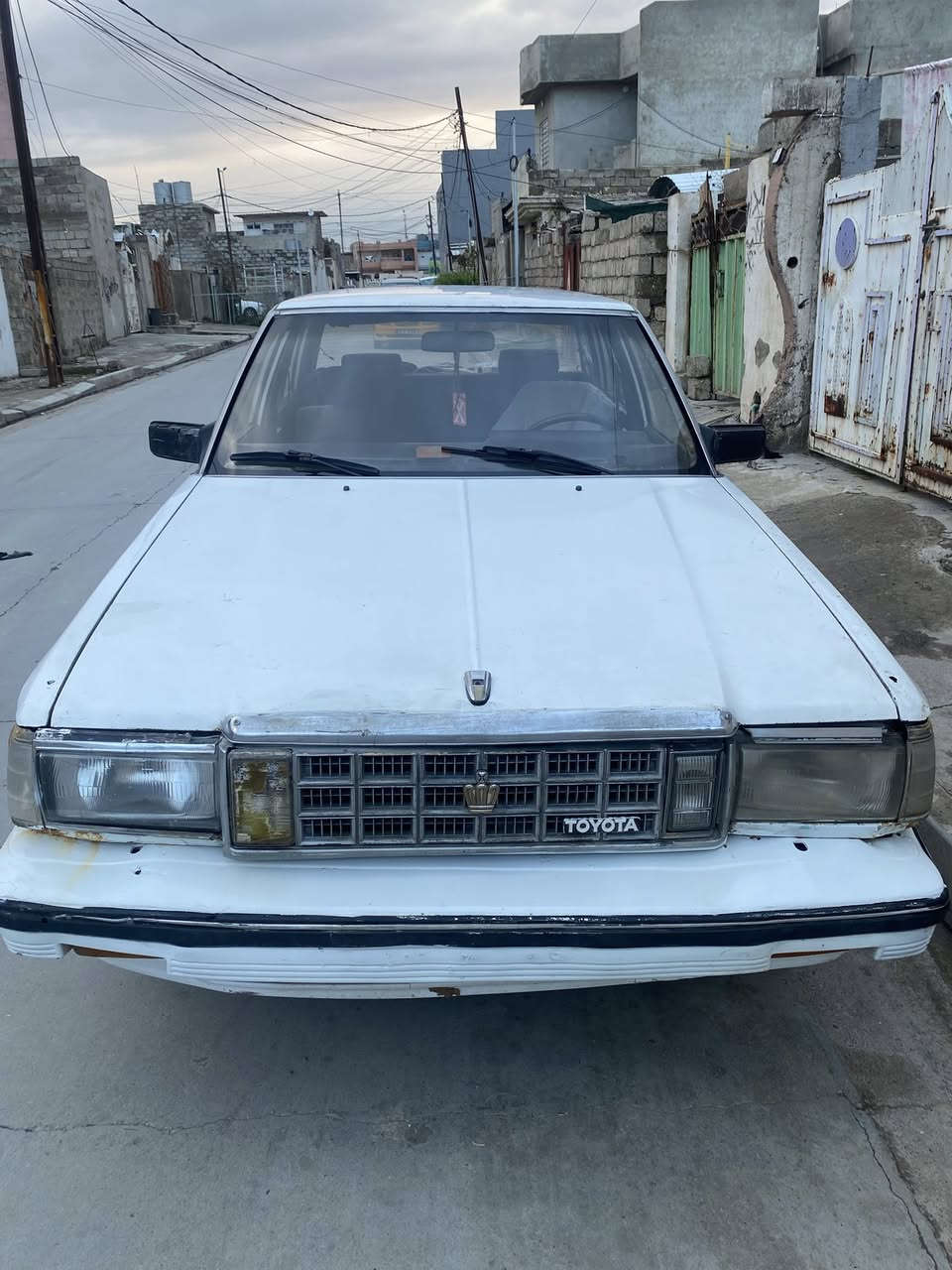 السلام عليكم سوبر موديل 86 للبيع كير ومحرك بطه محرك 2500 عنوانها موصل الايسر سايدين نعيمي سعرها 27$بيه مجال تواصل  ‭***********‬ كورك 

‭***********‬اسيا
