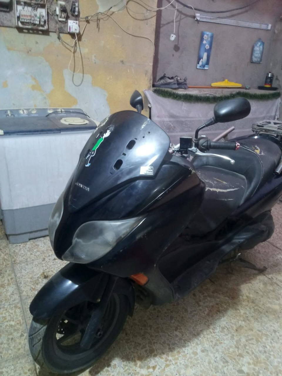 السلام عليكم اخوان دراجه صفر 10 دراجه كامله نكره سلف بصمه  دراجه بيهه نضوح قليل  عنون لأمين الثانيه الاتصال على رقم *********** سعر خاص
