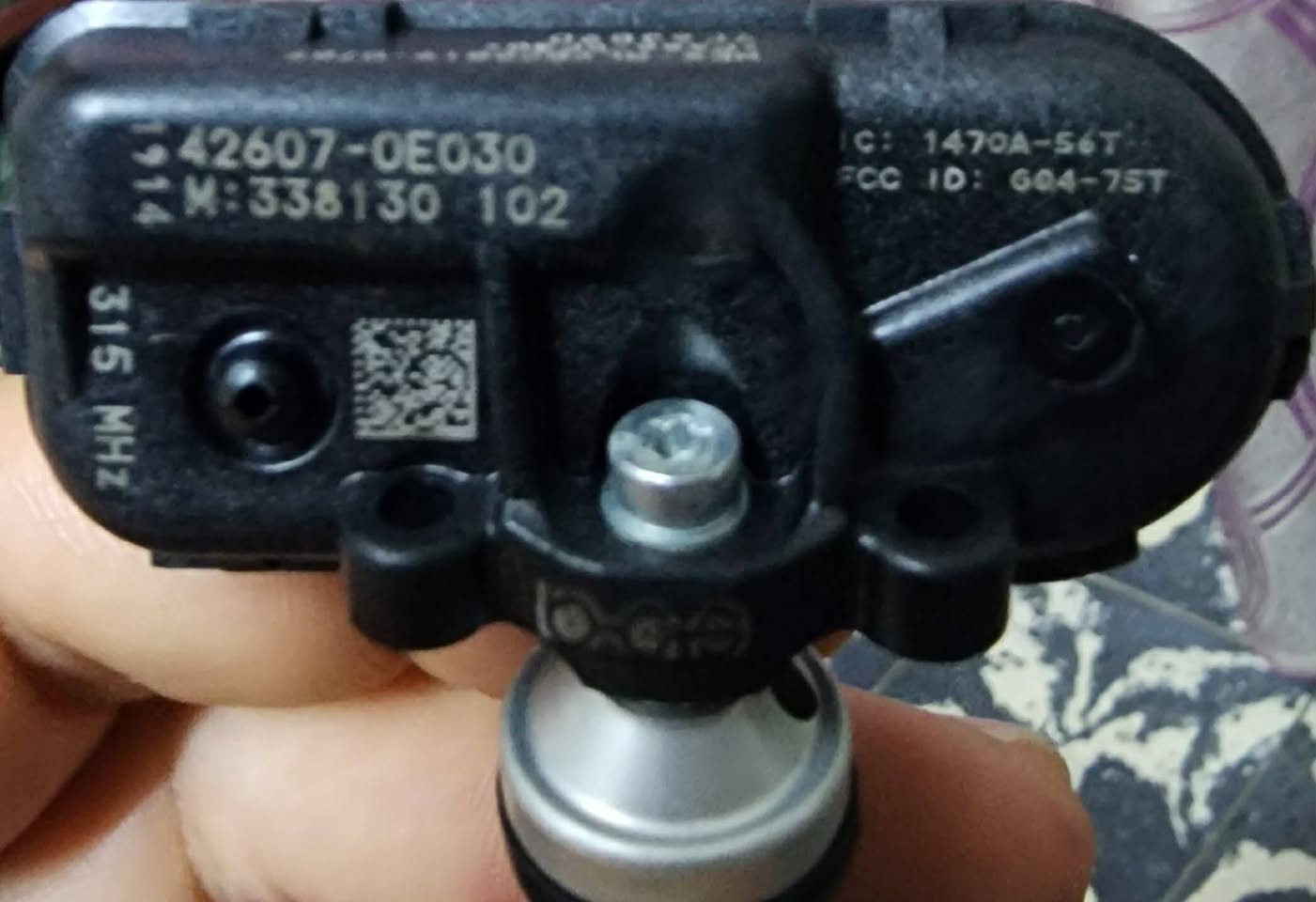 للبيع تخم حساسات راف 4 اصلي تفصيخ نظافة 90% للاستفسار *********** بي واتساب
