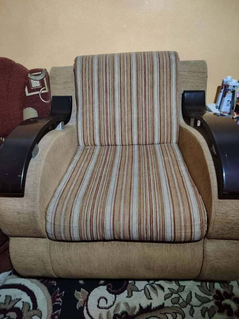 غراض للبيع  باسعار حيييل مناسبه


**إذا كنت صاحب هذا الإعلان وتريد حذفه لأي سبب، رجاءا أرسل رسالة إلى الدعم الفني**