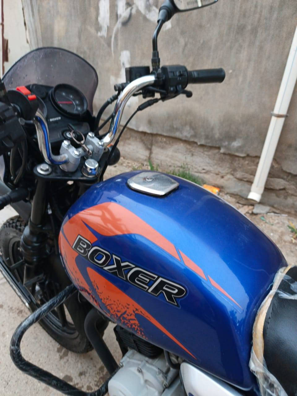 سلام عليكم دراجه بوكسر جبلي موديل ٢١ مرقم سنويه لوحه ديالئ دراجه مكفوله كفاله عامه مابي اي نقص جديده بمعنئ الكلمه تريد تحويل بنفس اليوم الشراي يتصل *********** مكاني ديالئ بعقوبه
