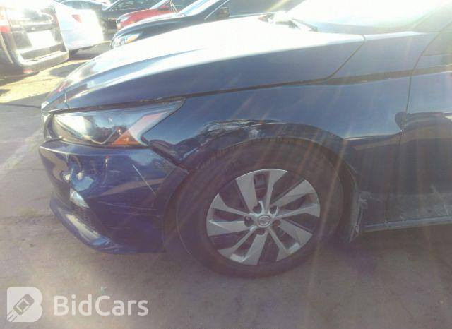 Altima S 2022
نيسان التيما صالون جويتي 2022

مرقم اربيل سنوية + لوحات

الى 2028

✨ أبرز المواصفات

▪️محرك 4 سلندر سي في تي 

 اقتصادي وقوي

كير + مكينة. مكفولة

▪️ إطلالة مميزة للسيارة

▪️ شاشة وسطية مع نظام أندرويد أوتو

▪️ كاميرا خلفية

▪️تشغيل بصمة 

▪️ مقاعد نص جلد مريحة بتصميم رياضي

▪️ نظام ثبات إلكتروني و ABSوسائد هوائية متعددة للسلامة

💎 التيما 2022 تجمع بين التصميم العصري، الاعتمادية المعروفة من نيسان والتجهيزات الحديثة التي تجعلها من أكثر سيارات الـ

 طلباً في السوق. مكفوله 

  المكان اربيل

*********** الرقم بي وات ساب 

 ماشيه  50000 كم
