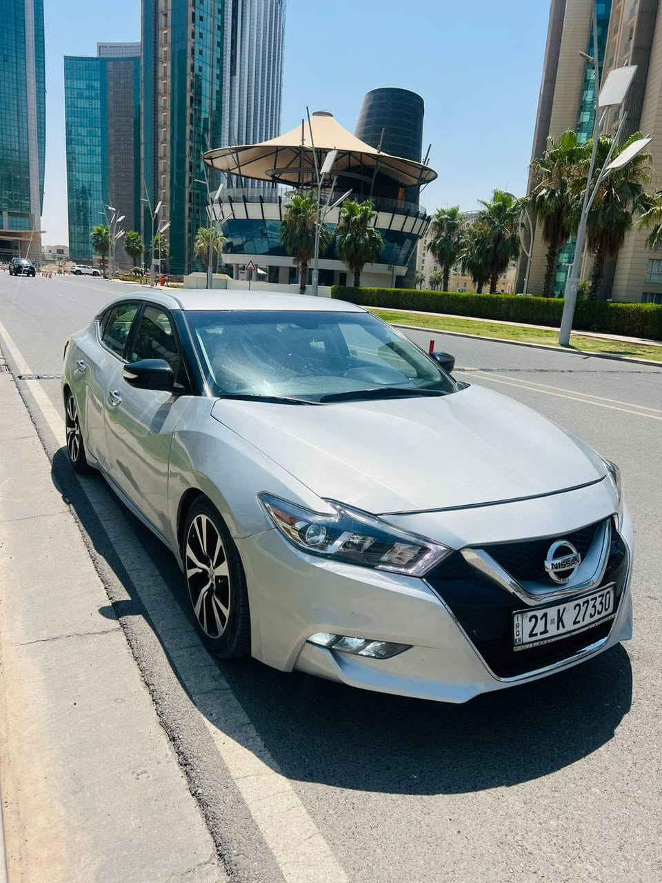 سيارة نيسان ماكزيما صالون للبيع موديل 2018 الون سلفري      بيهة گير گايم السعر خاص ***********. المكان بغداد الشعب
