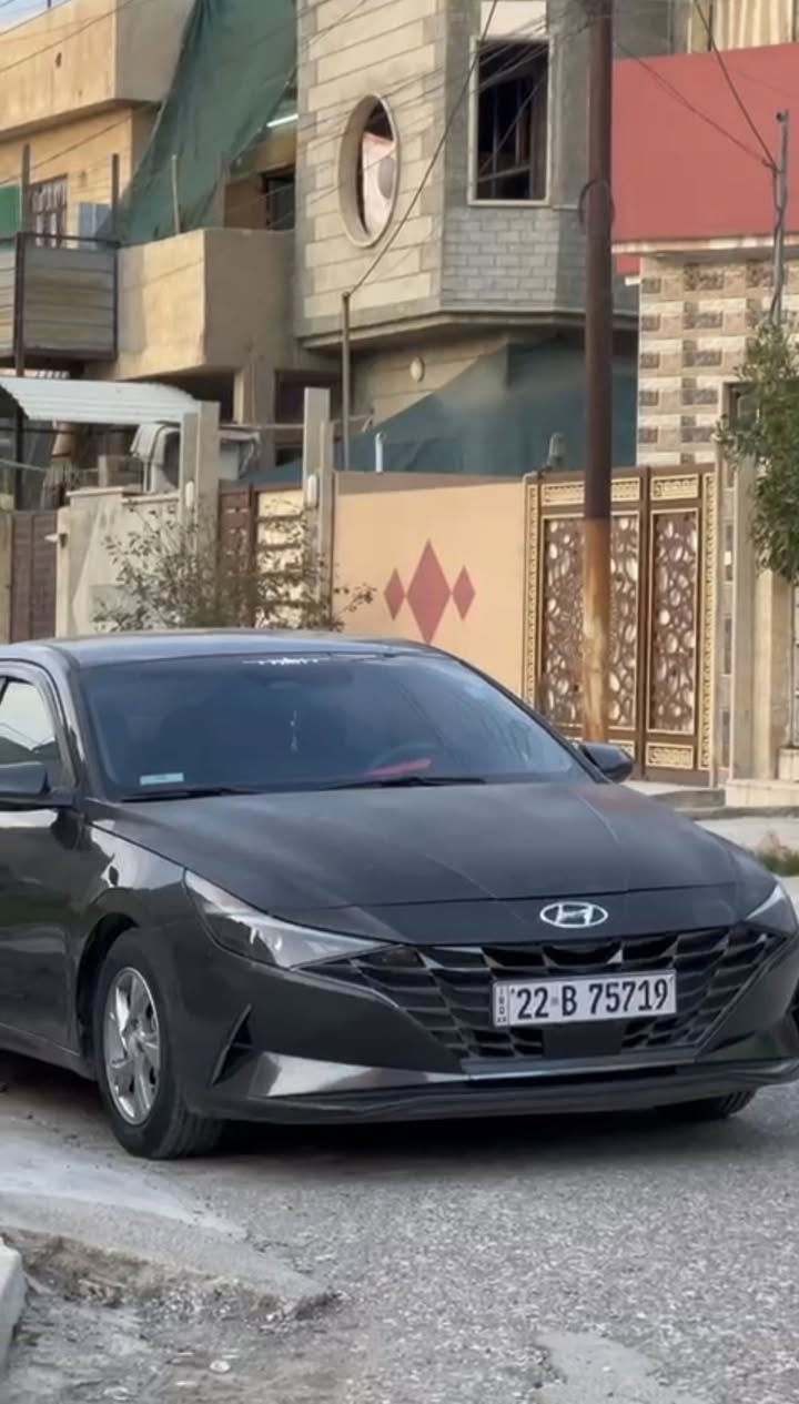 النتره 2021 نص فول
٣ انضمت قياده 
كير سي في تي 
رادار محيطي امامي خلفي جاني 
طخم تاير جديد مصارله اقل من شهر 
سياره بل خارج بيها بوند سرقه و شبر بل جاملغ و موجوده الصوره 
دخل العراق بيها ٣ قطع صبغ 
سياره كير محرك شرط وضع  شركه ماشيه ((90KM))
السعر 128 
العنوان موصل جانب الايسر حي الميثاق 
***********
