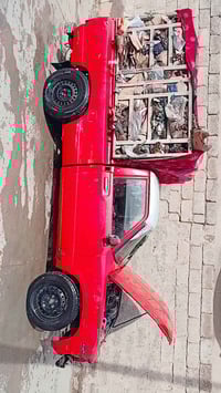 سلام وعليكم بيكم موديل82. لسعر20وبي مجال 07512542839