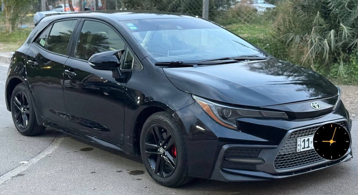 كورلا. سعر 115 وبيه مجال 
‏سلام عليكم  🚘
‏تيوتا كورلا هاج باك موديل . 2020. Sxeللبيع 
‏مواصفات .
‏_5راكب  السياره ماشيه 74
‏مكينه 2000 الاقتصاديه 
‏_ويل كروم اسود 
‏_شاشه كبيره تدعم الكار بلي والاندرويد 
‏_منافذ يو اس بي 
‏_مانع انزلاق
‏__كامره وفو HD
‏_رادار 
‏_تحديد مسار 
‏_كروز سرعه
‏_تنبيه نقاط عمياء 
‏_متحدث السيري الذكي 
‏_فول تحكم ستيرن 
‏_اشاير بل مري 
‏_3انضمه قياده سبورت و ايكو و عادي 
‏_ بصمه تشغيل 
‏_ بصمه ابواب ترحيبيه 
‏_لايتاد زنون مريح 
‏ _اوتو هوك 
‏_ اوتو لايت عالي يعني من يجي واحد بوجهك يطفي العالي وحده ويشتغل 
‏_سبايدرات قماره بلادي و شفقه
‏_ تبريد انجماد
‏8 نوزل
‏كير:10 نمر 
‏شفتات ستيرن 
‏لد نهاري ‏:  
‏رادارات امامي 
‏السياره بدون ايرباك
‏قيادة ذاتية 
‏توقف ذاتي 
‏تحديد مسار         ....؟ حادثه بنيد و جاملغ فقط 
‏لد نهاري 
‏اوتو هولد
‏شاشه كامره تحكمات ستيرن
‏سبايدر جنطه وشفقه خلفيه بلاد وباقي المواصفات معروفه
‏كير مكينه صدر كله جديد 
‏رقم بغداد دولي جديد هزه جديده باسمي ج
‏كير مكينه صدر كله جديد 
 جديده باسمي 
‏ ***********
مستعجل على بيع و مراوس.....؟سعر 115
