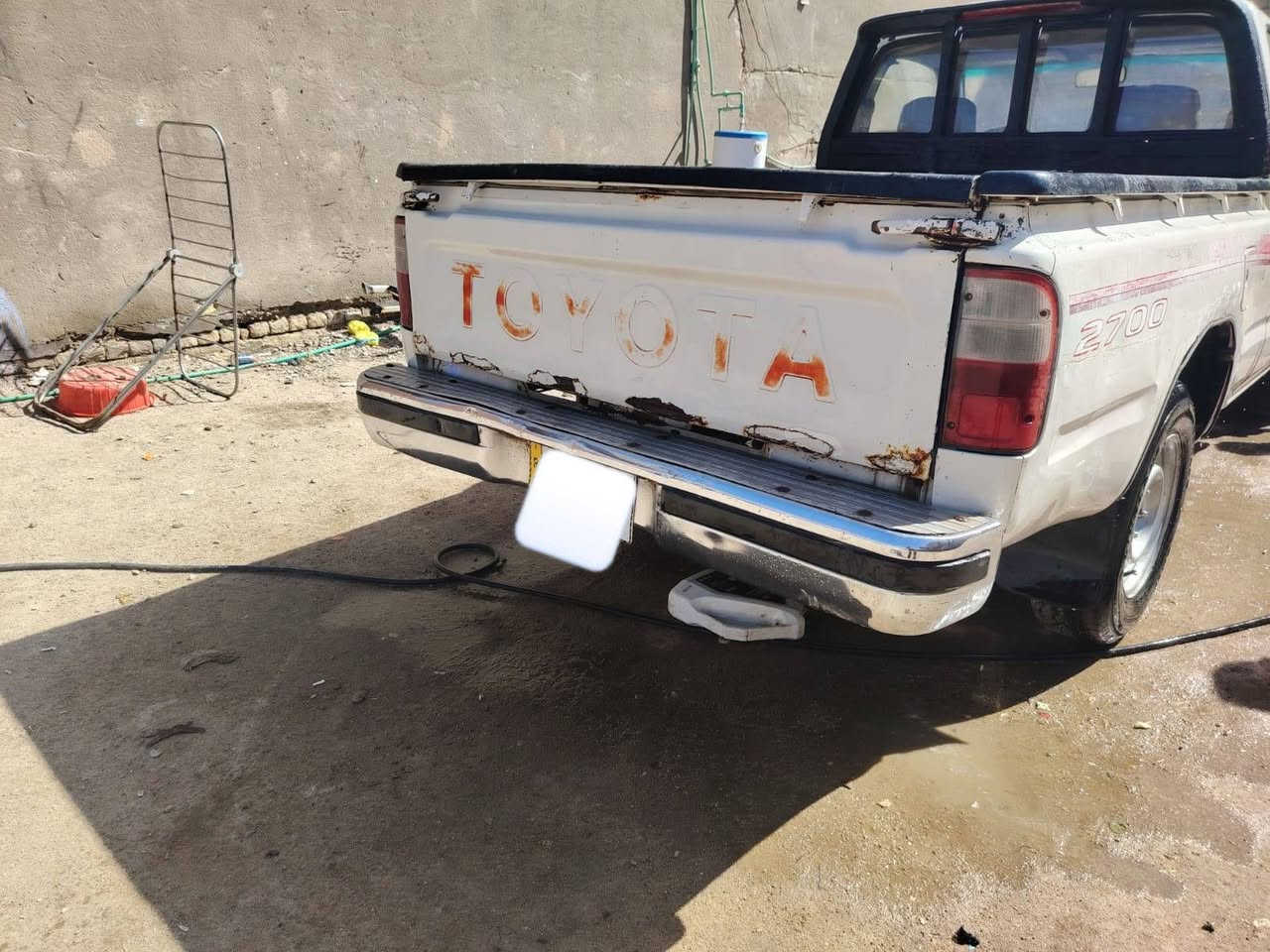 سلام عليكم سياره البيع موديل 2001 سياره جاهزه مال جناي  مكفوله محرك صبغ اكسن كير وبيها شويه ضربه بلجاملغ  رقم دولي سنويه بعدها مانافذه سعر 88  مكان سياره البصره  الاستفسار على رقم //***********//
