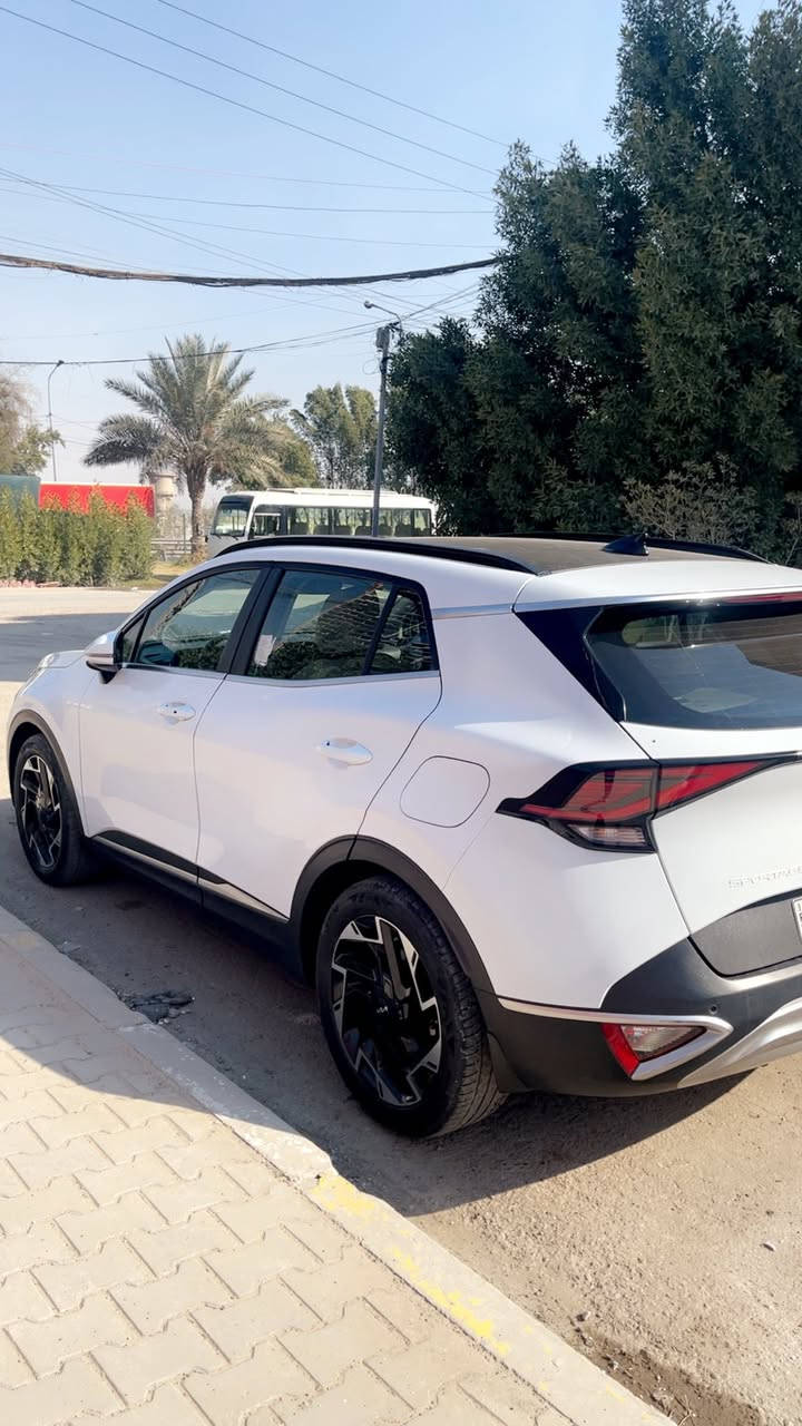 سبورتج 2023 خليجي وكالة nim فول مواصفات 1/1  ماشية ٥١ الف
بصمة وصندوك كهرباء كراسي تدفئة وكهرباء تشغيل عن بعد ستيرن تدفئة وهواية مواصفات
كفاله عامه لا بارد ولا صبغ 
عدا طخه صغيره بلباب الخلفي وما مبينه 
مكاني بغداد البلديات 

***********
السعر 
٢٢٨
