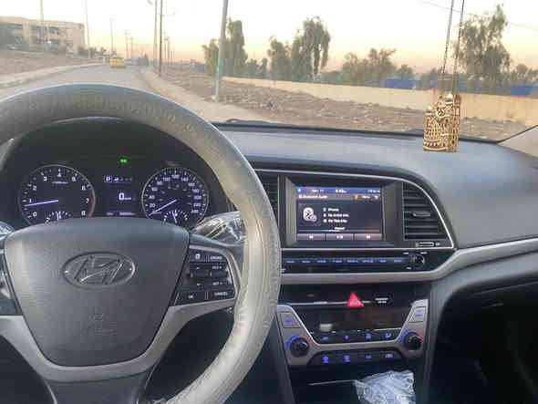 السلام عليكم النترا 2017 
فول بصمه +حساسات + تنته + تدفئه كشنات امامي + كشنات خلفي + تدفئه ستيرن + صندوق ذكي 

محرك كير شرط 20 دوش 

ثلث انضمه للقياده Eco + وعادي + سبورت 

سياره نضيفه كلش 

بيها بارد كما موضح في الصور بدون اي نقطه صبغ او معجون 

سنويه وهزه جديدة 2025

سياره باسمي شرط التحويل 

153$ بيها مجال بسيط 

واتساب ***********

اتصال ***********
