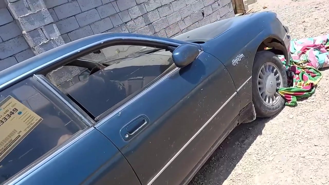 للبيع رقم بصره سنويه صاقطه ب٢١ صاحبه بلنجف مكينه مفتر بيه يطغ ابيعه كايمه منضومه غاز تبريد كهربائيات كله شغاله 
٣٠ رايده صبغ عام لان جانت جارده


**إذا كنت صاحب هذا الإعلان وتريد حذفه لأي سبب، رجاءا أرسل رسالة إلى الدعم الفني**