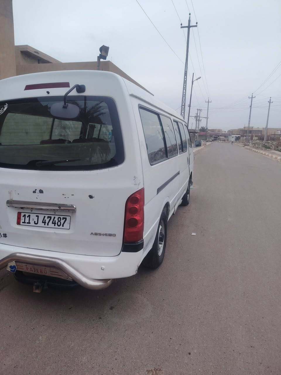 السلام عليكم جنبي اج وان موديل 2014 مكينه فور واي مال فتون كير اكسل انضاف بيها ضربه بل كصه رقم انكليزي بسمي مصفره هيئه وغرامات مكان بغداد طارميه السعر 77 وبيها مجال رقم الهاتف *********** /***********
