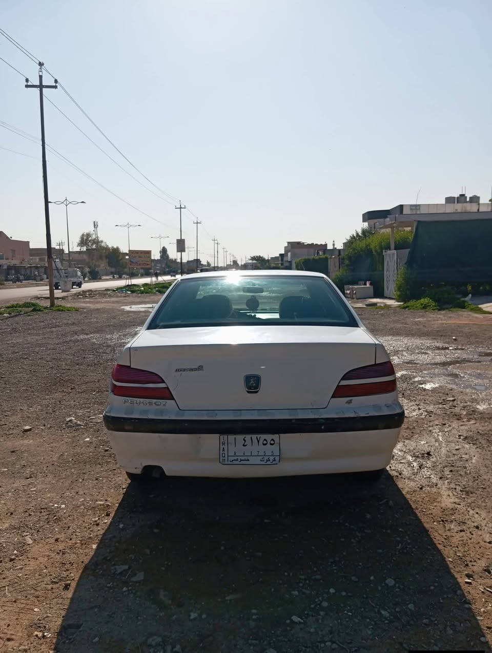 سيارة بيجو ٢٠٠١
مكينة كاميري باتري جديد اطارات جديدة للونللون ابيض رقم كركوك الألماني شرط تحويل شراي يخابر على الرقم 
***********
